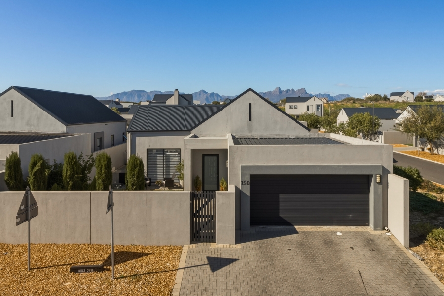 3 Bedroom Property for Sale in Aan de Wijnlanden Western Cape
